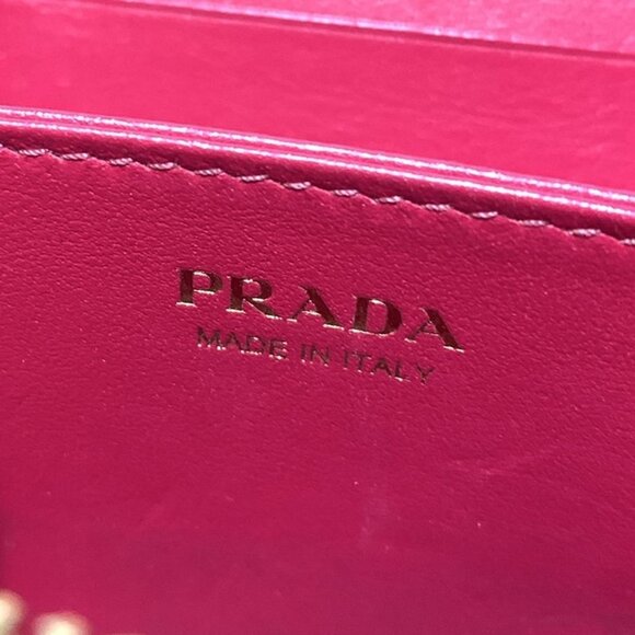Auth PRADA - Pink Gold Leather Coin Case - Picture 5 of 5